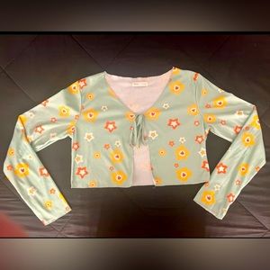 Women’s Lightweight Flower Crop Cardigan